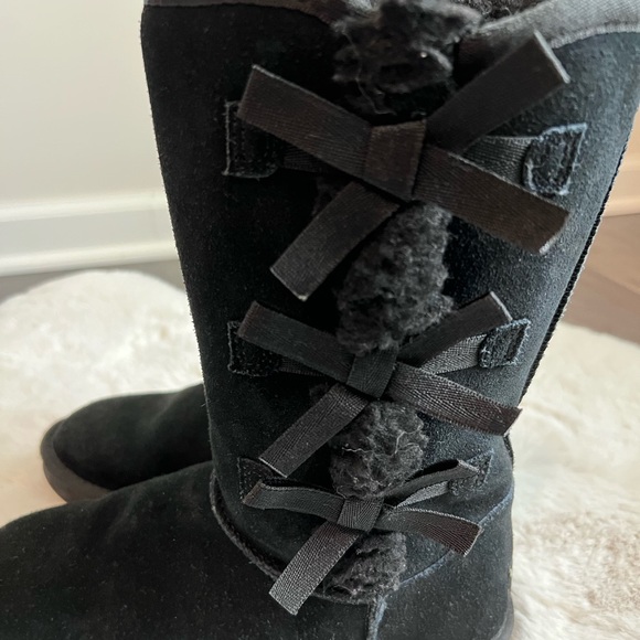 Koolaburra by Ugg Victoria Black Tall Bow Boots Size 5 - Picture 9 of 11